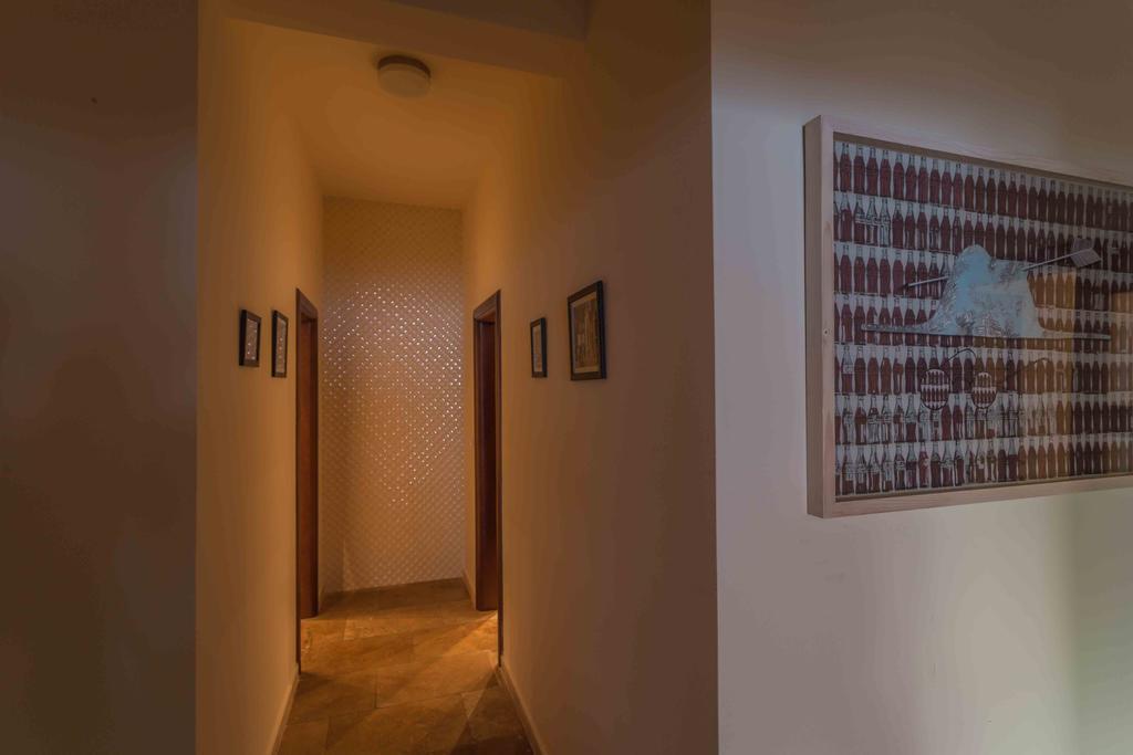 Love Live Hotel Сутоморе Экстерьер фото